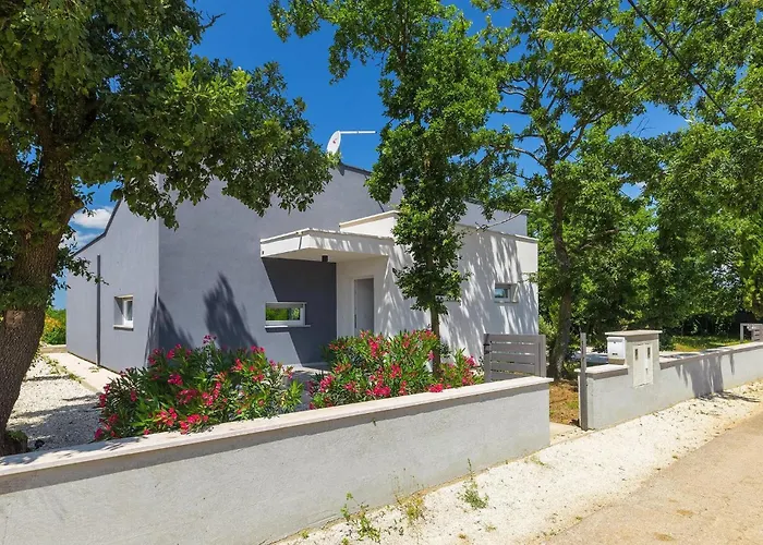 Holiday home Noemi *
